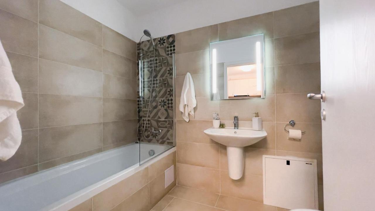 Ad Apartments Cluj-Napoca Buitenkant foto